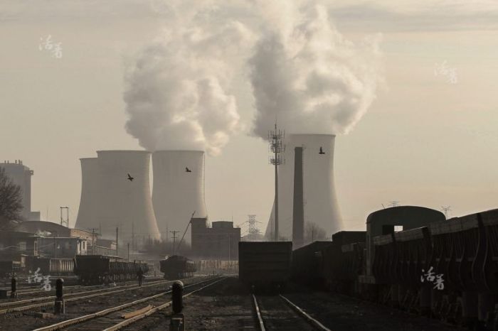 A Look Inside The Life Of A Miner (18 pics)