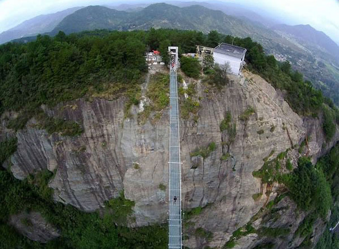 China Is Home To The World's Longest Glass Bridge And It's Insane (8 pics)