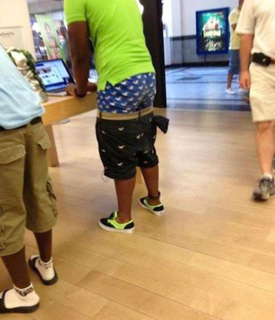 Sagging Pants Is The Worst Fashion Trend Of All Time (18 pics)