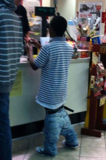 Sagging Pants Is The Worst Fashion Trend Of All Time (18 pics)