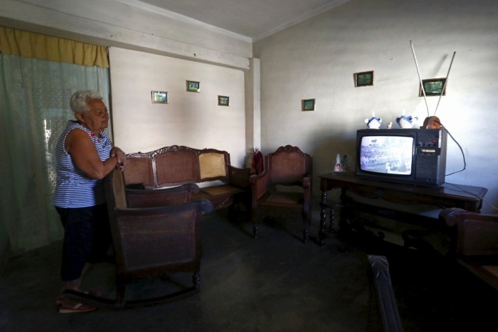An On The Ground Look At What Life Is Like In Cuba (37 pics)
