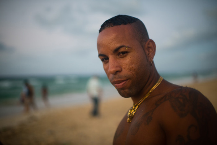 An On The Ground Look At What Life Is Like In Cuba (37 pics)