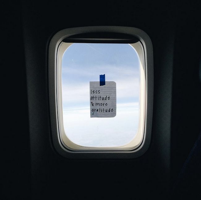 Awesome Flight Attendant Leaves Inspirational Notes For Her Passengers (19 pics)