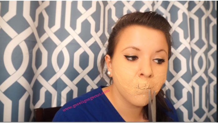 Creepy Halloween Makeup Tutorial From Start To Finish (20 pics)