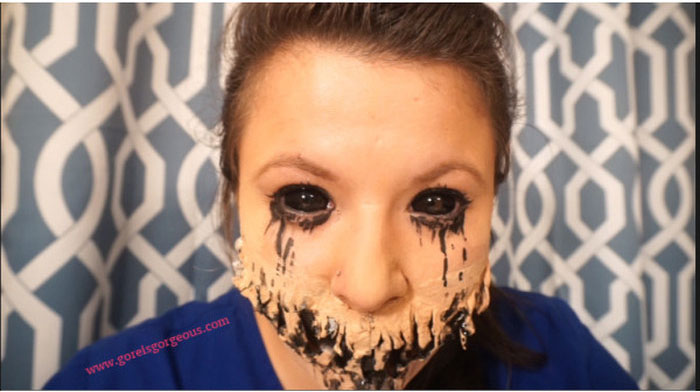 Creepy Halloween Makeup Tutorial From Start To Finish (20 pics)