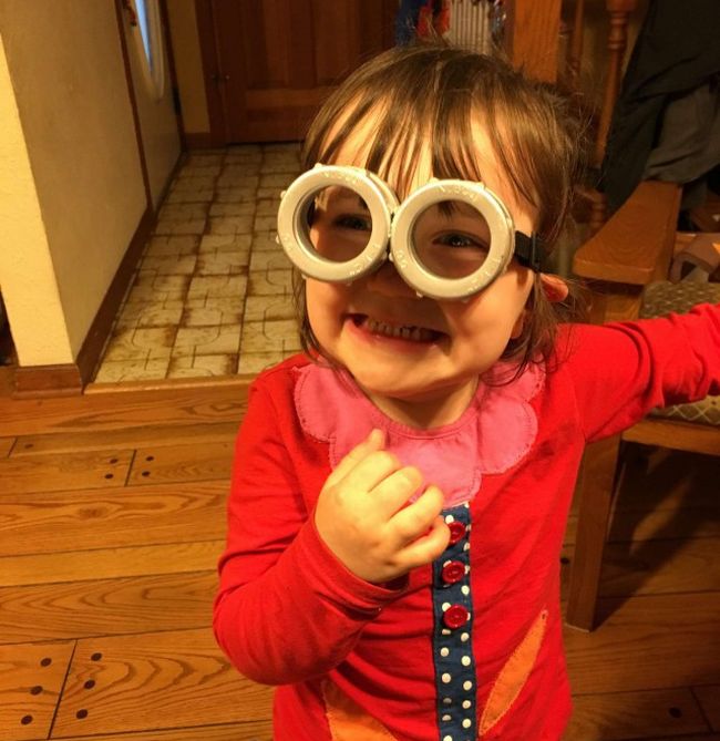 How To Make Your Own Minions Glasses At Home (11 pics)