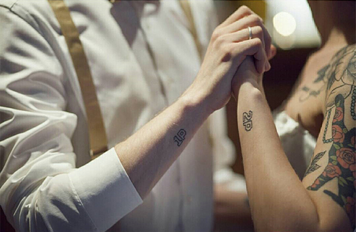 These Brave Couples Decided To Ditch The Wedding Rings And Get Tattoos Instead (25 pics)