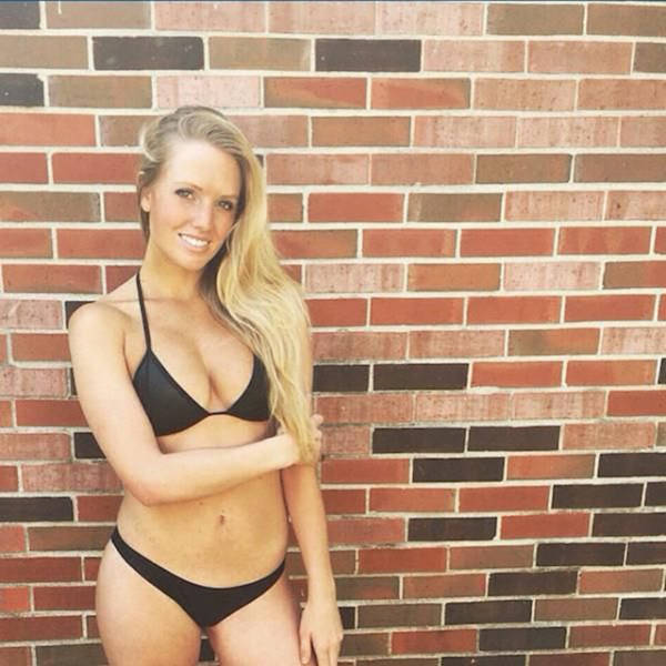 Summer May Be Over But Bikini Season Doesn't Have To End (52 pics)