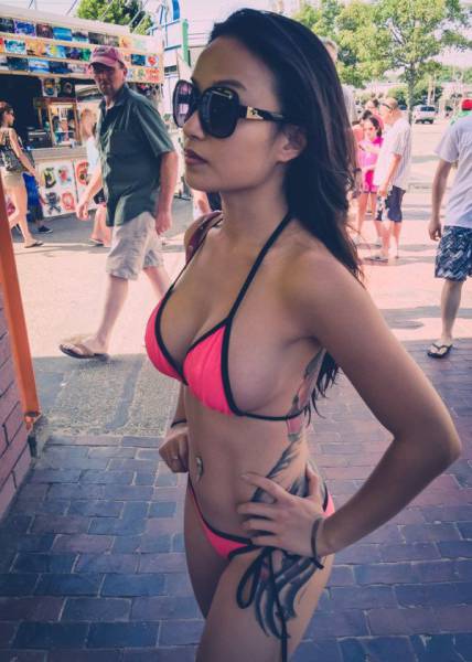 Summer May Be Over But Bikini Season Doesn't Have To End (52 pics)