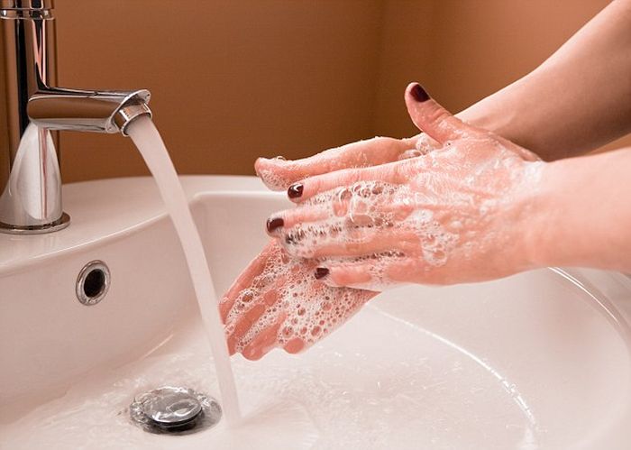 Unique Experiment Reveals How Long You Should Wash Your Hands For (7 pics)