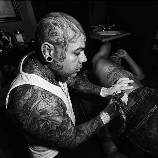Awesome Tattoos That Are Worth Having On Your Body (24 pics)