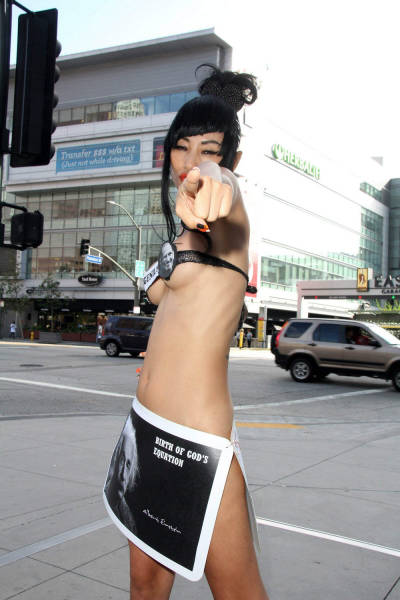 Chinese Actress Bai Ling Wears Bizarre Outfit In The Streets Of LA (19 pics)