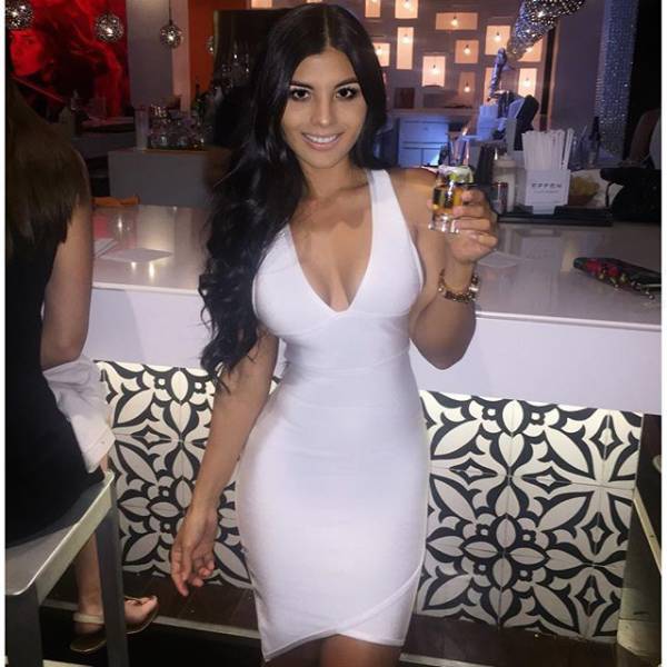 There's Nothing More Tempting Than A Beautiful Girl In A Tight Dress (56 pics)