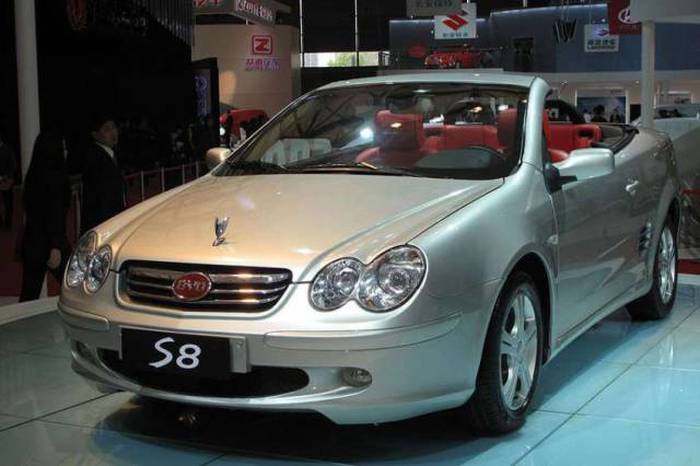 Cheap Chinese Car Knockoffs That Are Way Too Close To The Real Thing (15 pics)