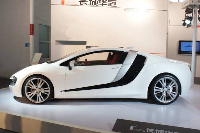 Cheap Chinese Car Knockoffs That Are Way Too Close To The Real Thing (15 pics)