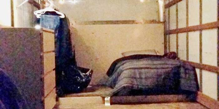 Google Employee Saves 90% Of His Salary By Living In A Truck (6 pics)