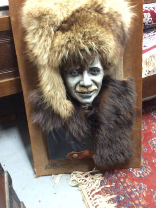 Randomly Awesome Items That You Can Only Find At A Thrift Shop (33 pics)