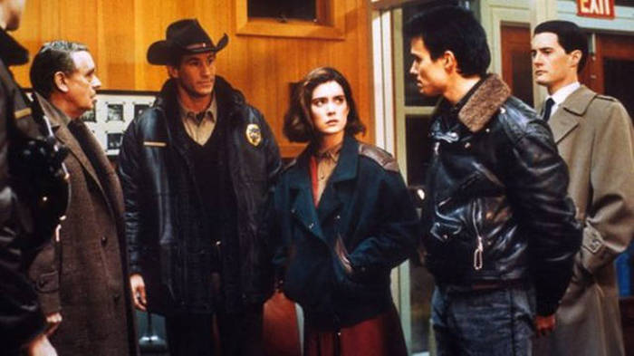 The Hollywood Reporter Ranks The 50 Greatest TV Shows Of All Time (51 pics)