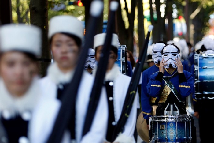 Japan Takes Halloween To A Whole New Level With A Parade (16 pics)