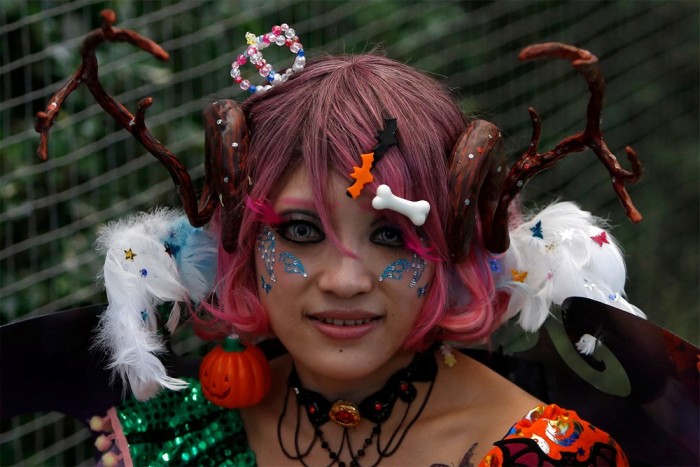 Japan Takes Halloween To A Whole New Level With A Parade (16 pics)