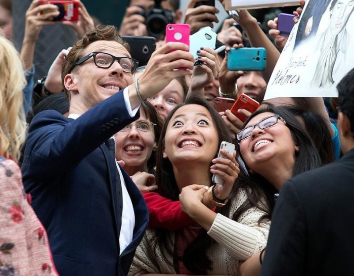Fans Freak Out When They Meet Their Favorite Celebrities (28 pics)