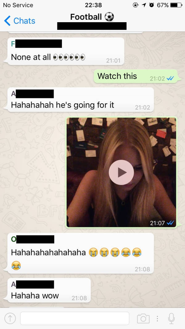 Dude Makes First Date As Awkward As Possible (16 pics)