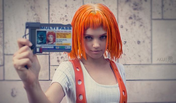 Cosplayer Totally Nails Leeloo From The Fifth Element (8 pics)