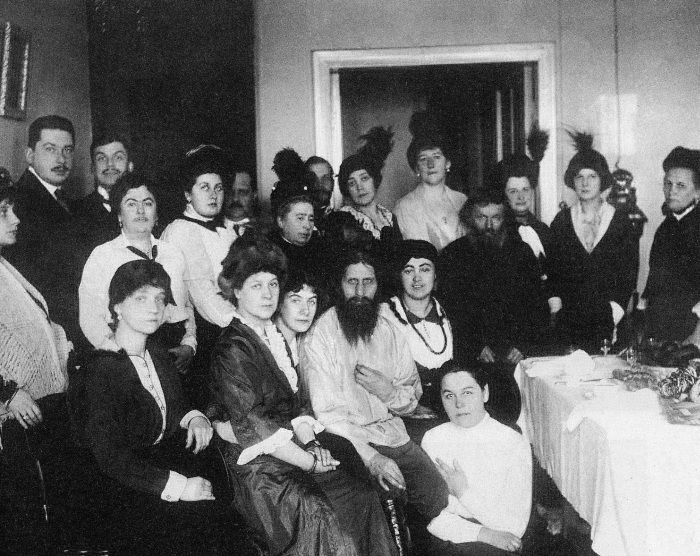 Fascinating Photos Collected From History (19 pics) Fascinating Photos Collected From History (19 pics)