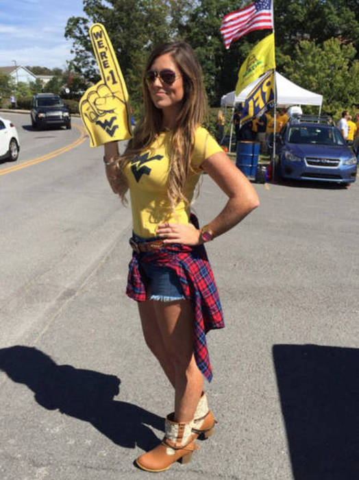 College Is Full Of Fun And Debauchery (58 pics)