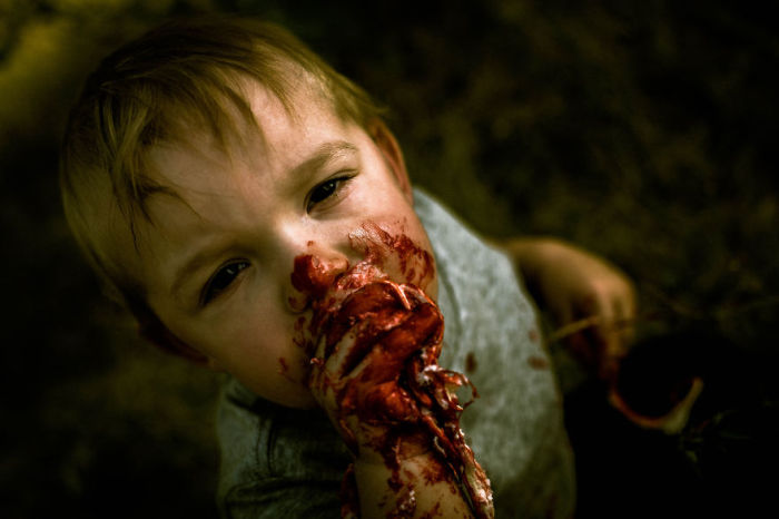 Baby Gets Turned Into A Zombie For His First Birthday (10 pics)