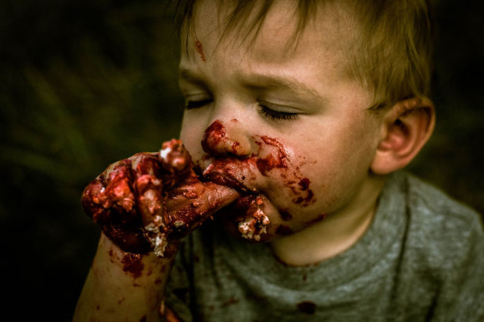 Baby Gets Turned Into A Zombie For His First Birthday (10 pics)