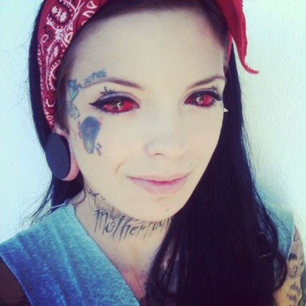 Eyeball Tattoos Are The Creepiest Trend Ever (20 pics)