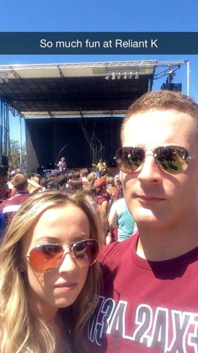 This Overly Serious Couple Is Having Way Too Much Fun (17 pics)
