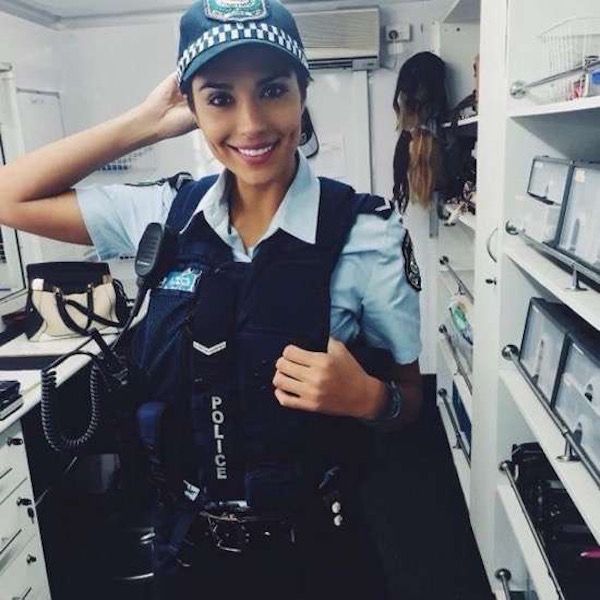 Proof That Police Officers Can Be Awesome Human Beings (24 pics)