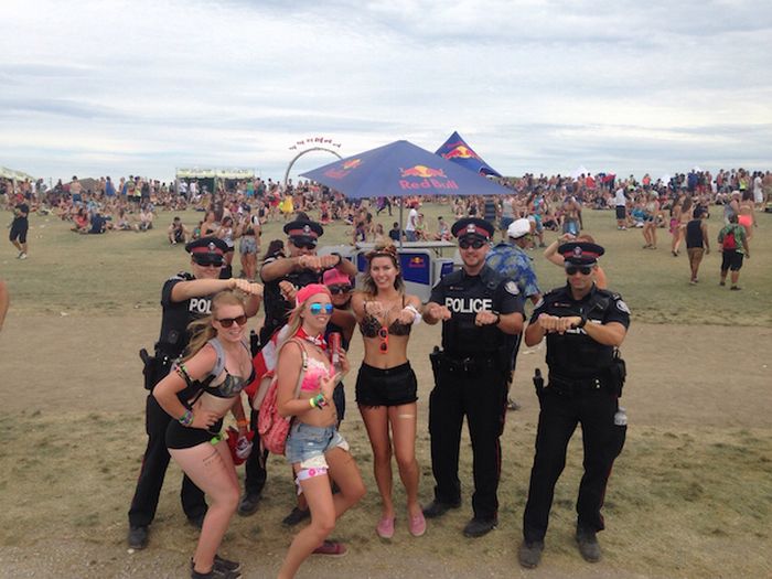 Proof That Police Officers Can Be Awesome Human Beings (24 pics)