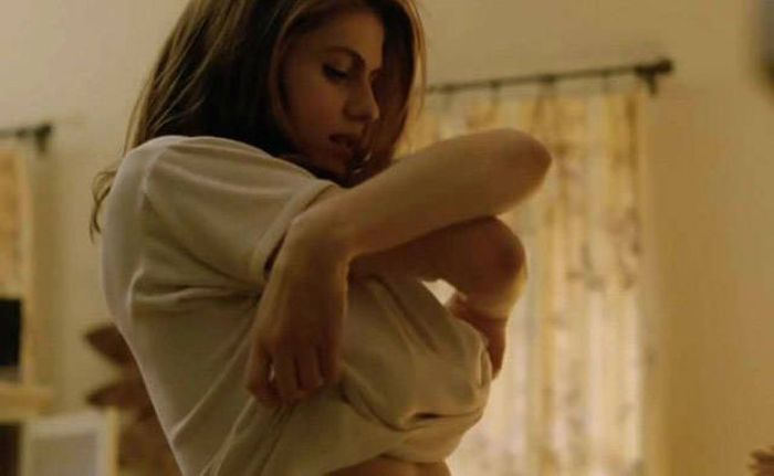 alexandra_daddario_14.jpg