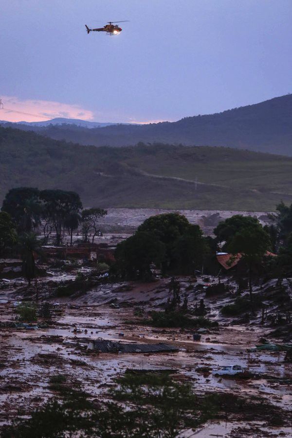 Homes Are Trashed After A Massive Flood Strikes Southern Brazil (6 pics + video)