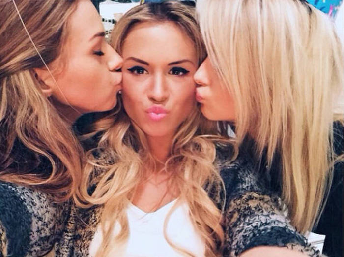 These Three Romanian Sisters Are Every Man’s Dream Come True (22 pics)