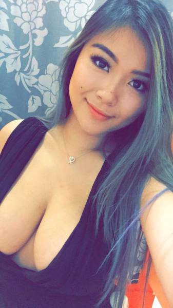 Beautiful Busty Babes Are Like A Gift From Heaven (69 pics)
