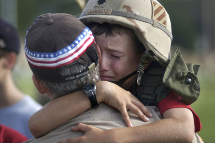 23 Heartwarming Photos Of Soldiers Being Reunited With Their Families (23 pics)