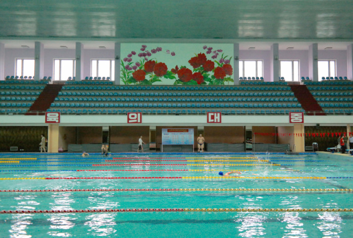 A Look Inside Some Of The Most Beautiful Buildings In North Korea (42 pics)