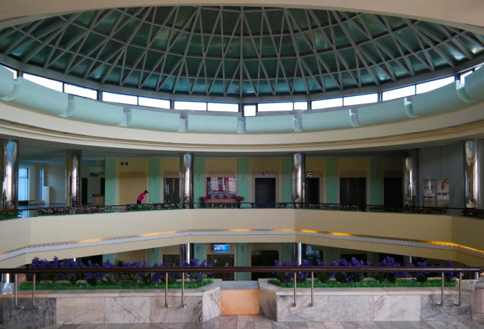 A Look Inside Some Of The Most Beautiful Buildings In North Korea (42 pics)
