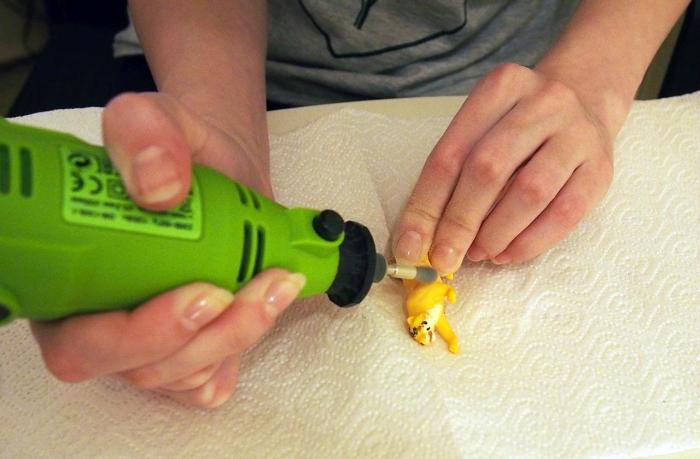 Tiger Figurine Gets A Total Makeover (10 pics)