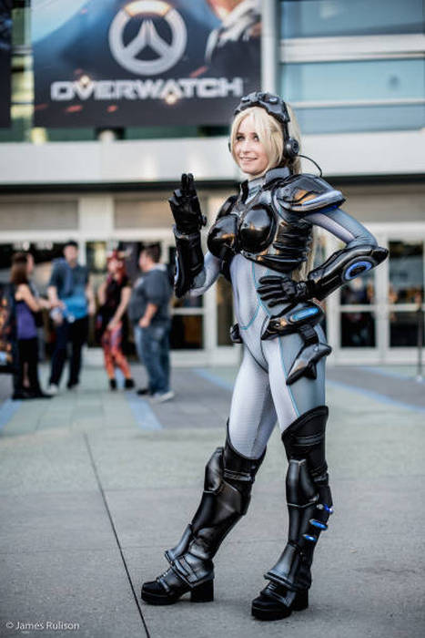 All The Most Awesome Cosplay Pictures From BlizzCon 2015 (41 pics)