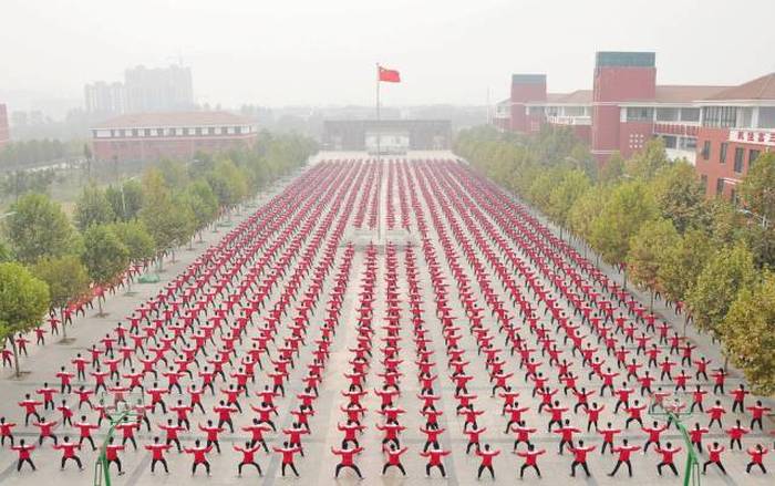 Pics That Show What Daily Life Is Really Like In China (61 pics)