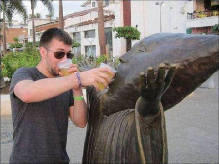 You Know You've Had Too Much To Drink When Your Pictures Look Like This (41 pics)