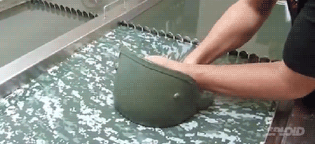 Mesmerizing Gifs That Show How Everyday Things Are Made (19 gifs)