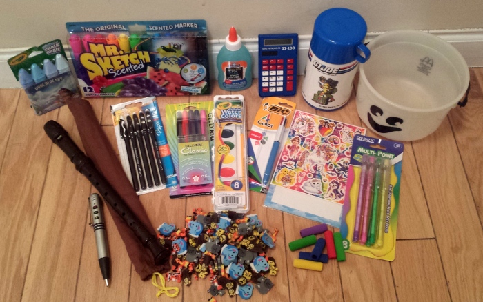 This Guy Is Giving His Sister The Ultimate 90s Care Package For Christmas (8 pics)
