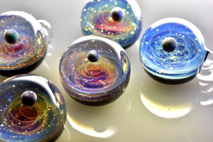 Space Glass Is Quite Possibly The Coolest Thing Ever (10 pics + video)