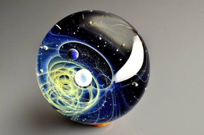 Space Glass Is Quite Possibly The Coolest Thing Ever (10 pics + video)